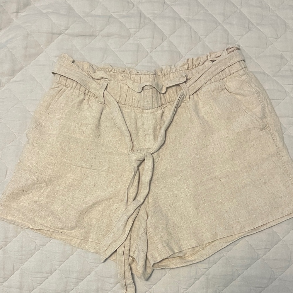 Old Navy High Waist Cream Shorts